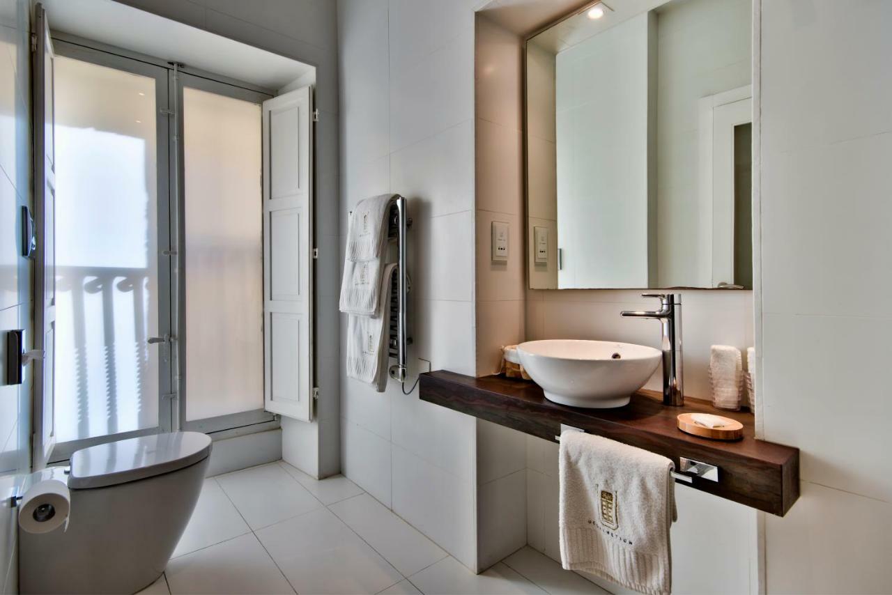 U Collection - A Luxury Collection Suites, バレッタ エクステリア 写真
