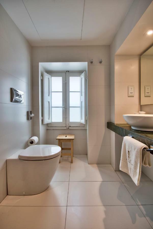 U Collection - A Luxury Collection Suites, バレッタ エクステリア 写真